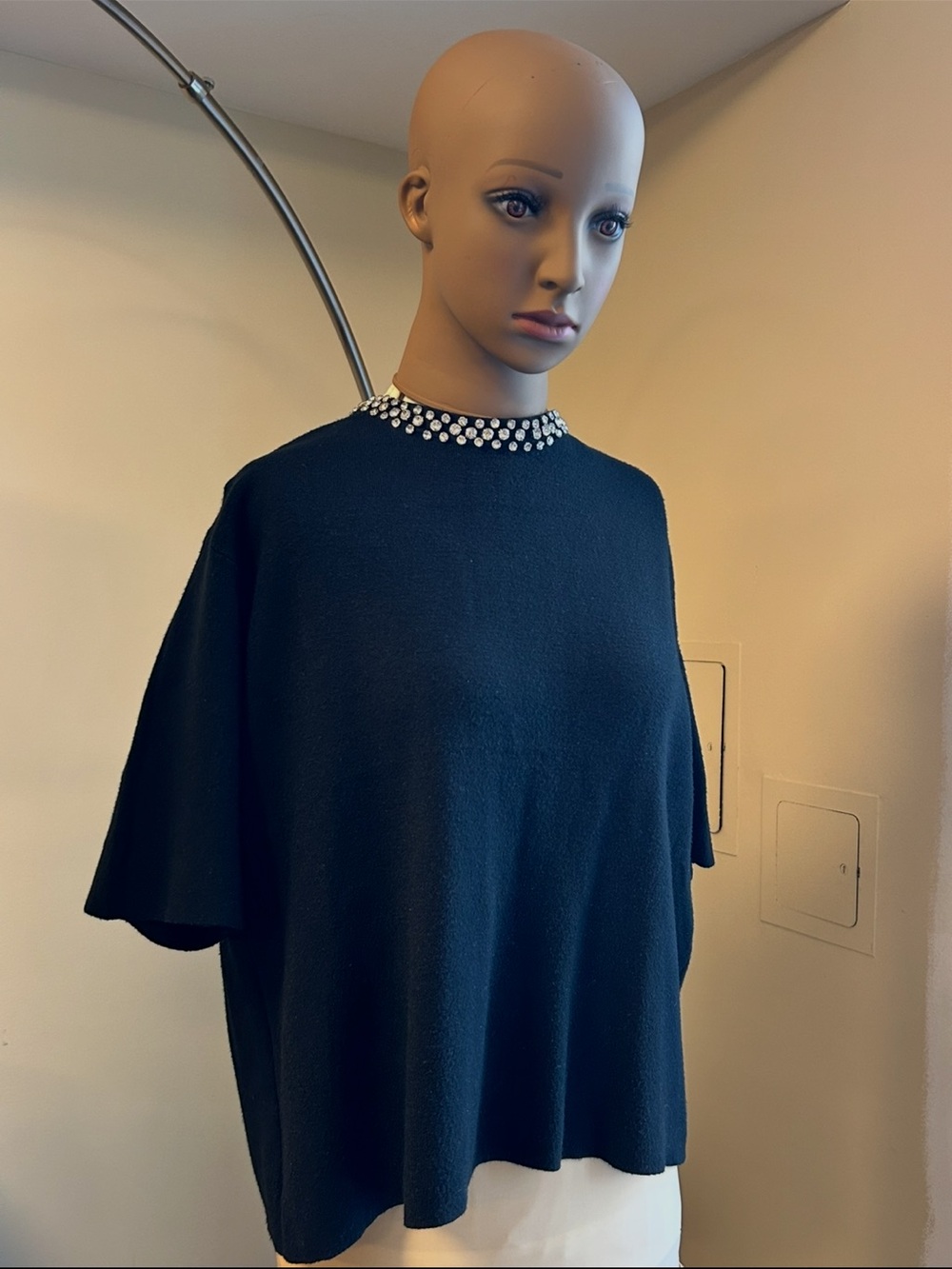 Venezia • T shirt with beaded collar